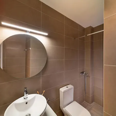 Lady Sou - Heart Of Rhodes, Modern Comfort Apartmán